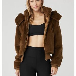 ALO Yoga Chocolate 🍫 Foxy Faux Fur Jacket